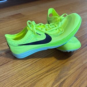 Nike Zoomx Dragonfly Neon Yellow Long Distance Track Spikes Men’s Size 8.5 NWOT